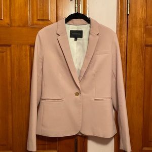 Neutral (machine washable) one button blazer